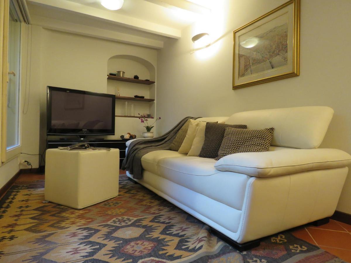 Cesare Battisti Apartment Болонья Екстер'єр фото